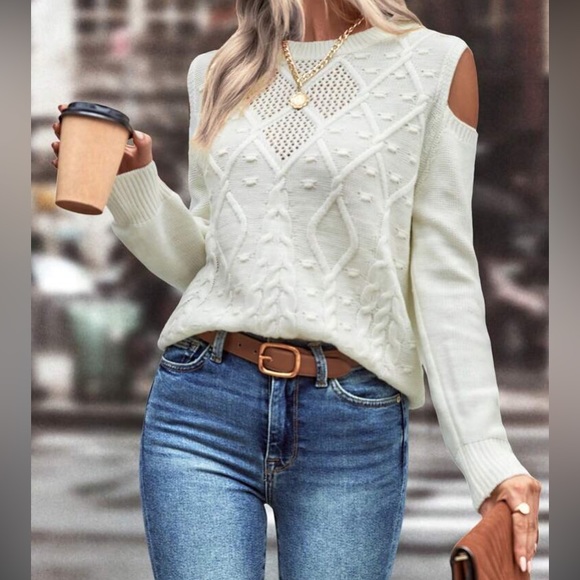 Cozy cold shoulder cable knit sweater top - Picture 14 of 15